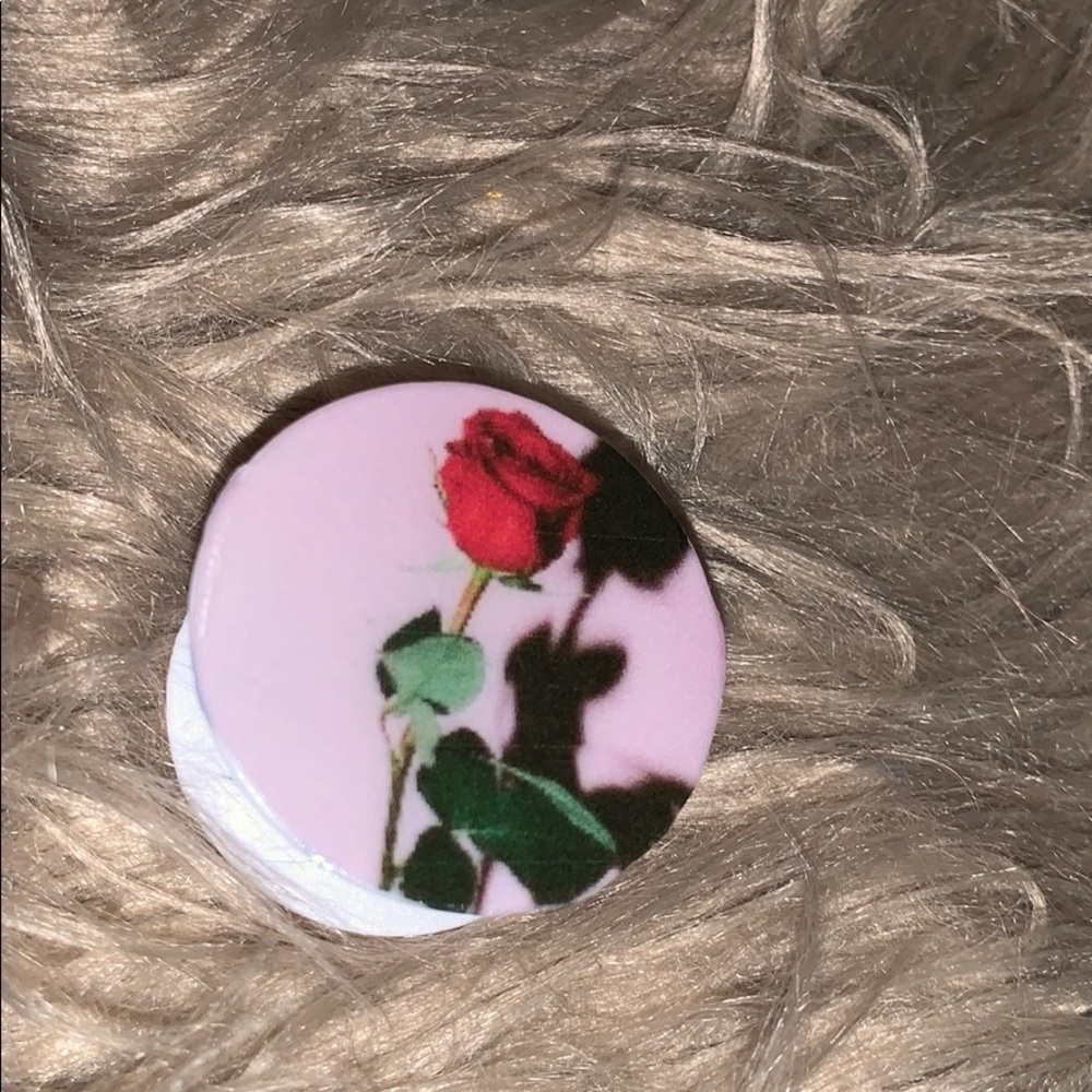 Aesthetic rose pop socket